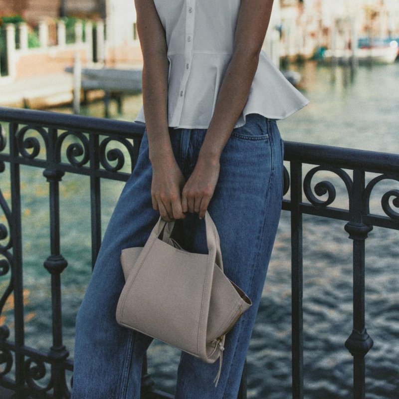 CITY CROSSBODY BAG